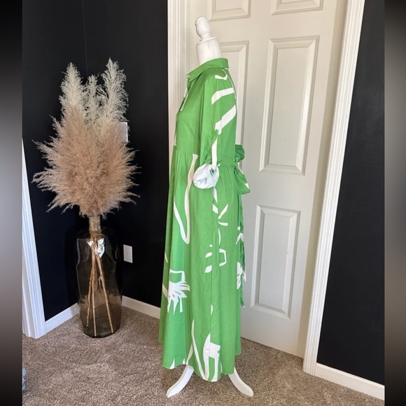 UOUO by NB.co Button Front Green Print Shirt Dress with tie Waist
size Medium - Picture 3 of 10